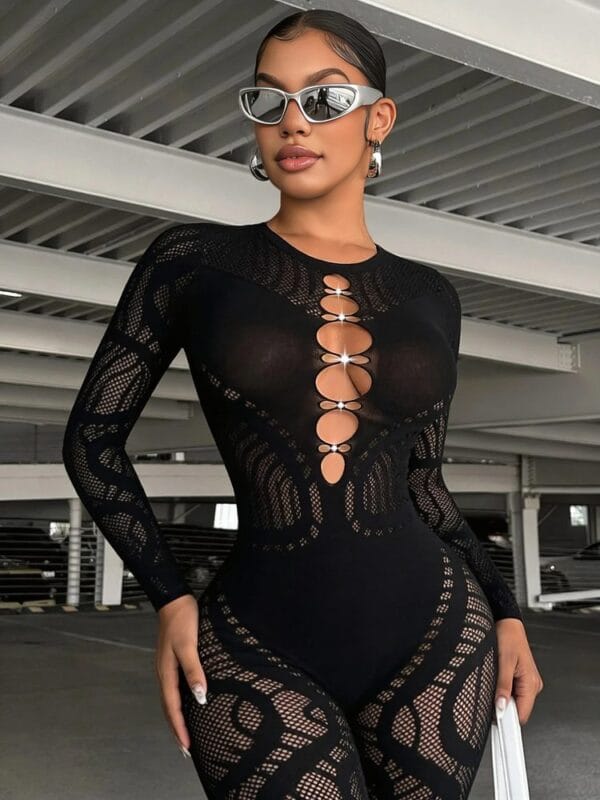 Resort Cutout Crystal High-Waist Slim Fit Padded - detail